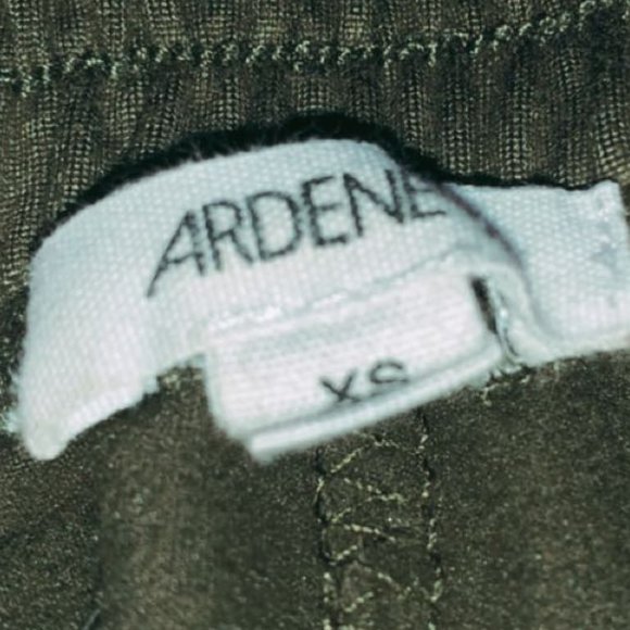 soft dark green pants - Picture 3 of 3